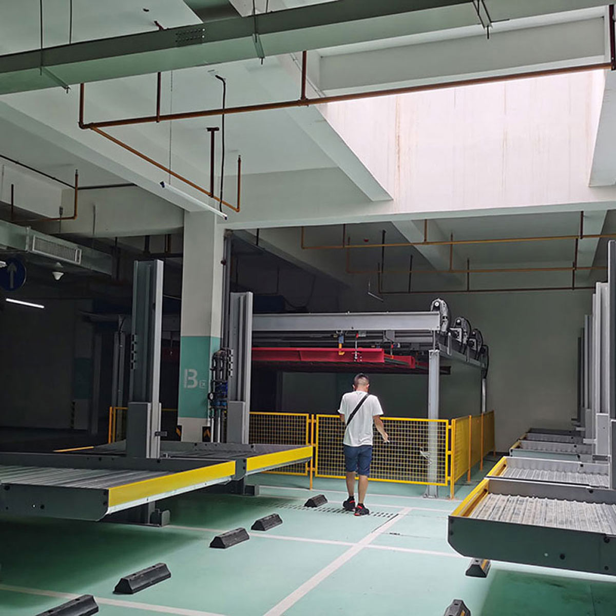 通江兩柱立體停車設(shè)備拆除